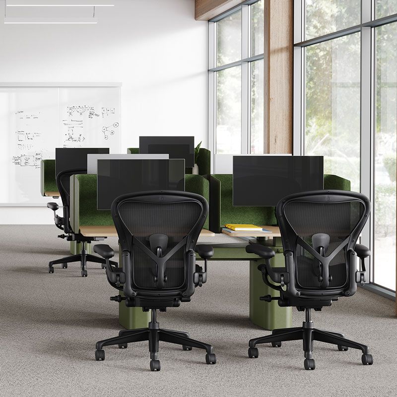 Herman Miller Aeron Onyx Chair - Size B